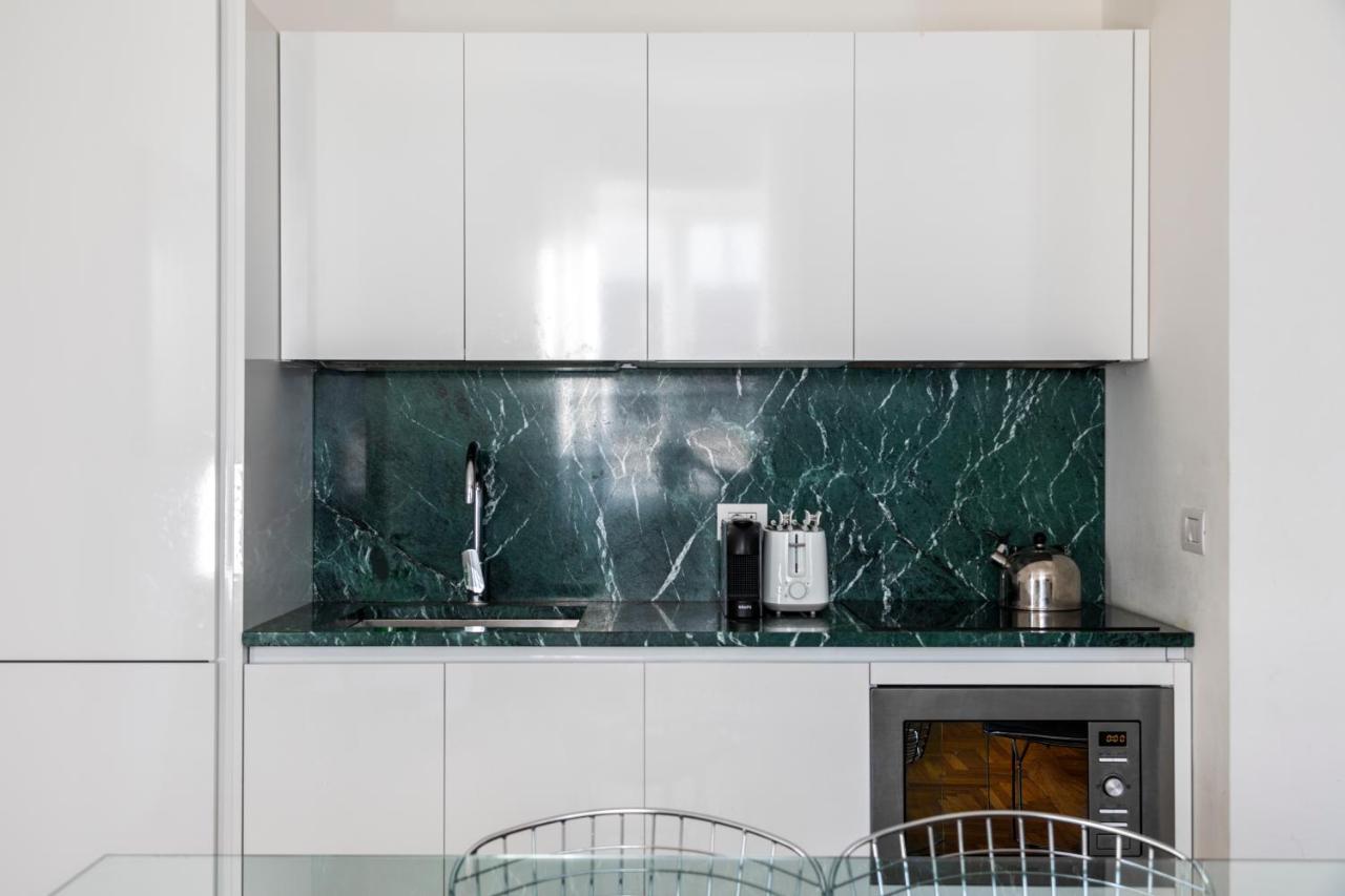 Duomo Big Apartment Милан Экстерьер фото