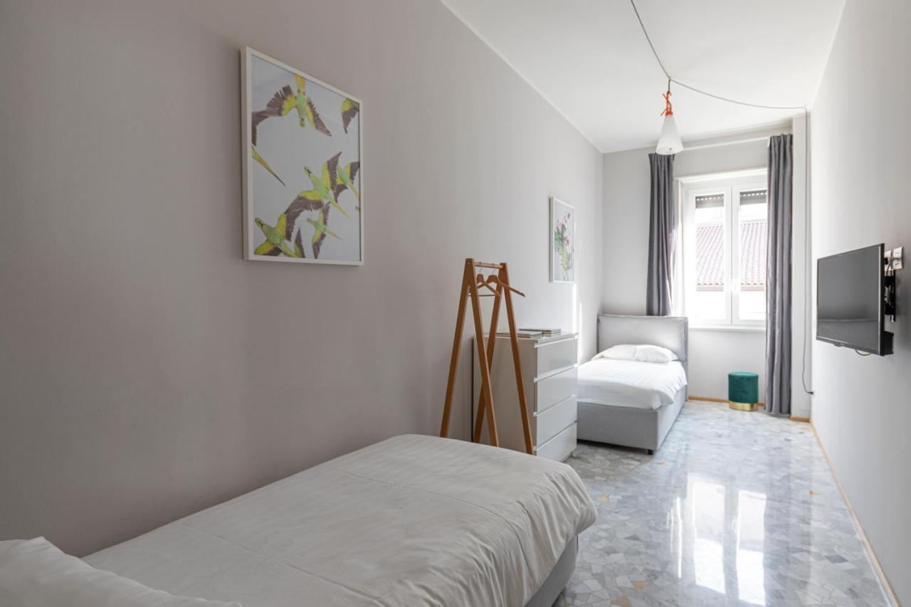 Duomo Big Apartment Милан Экстерьер фото
